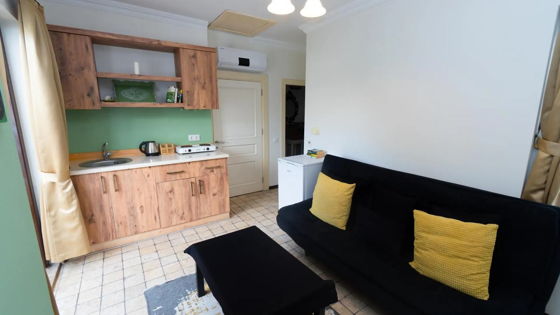 The Suite Apart Hotel