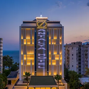 Oz & Adult Only 16 Otel