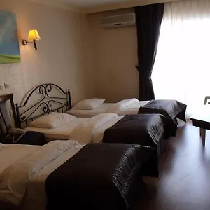 https://dinc-hotel-cesme.aegeanhotels.net